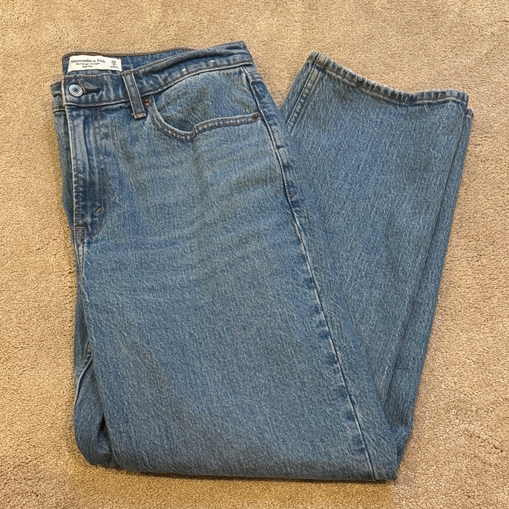 Abercrombie & Fitch Vintage Straight High Rise Jeans